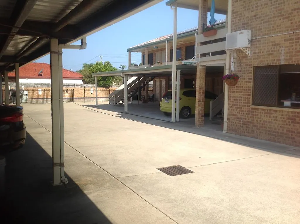 Golden Beach Motor Inn Caloundra